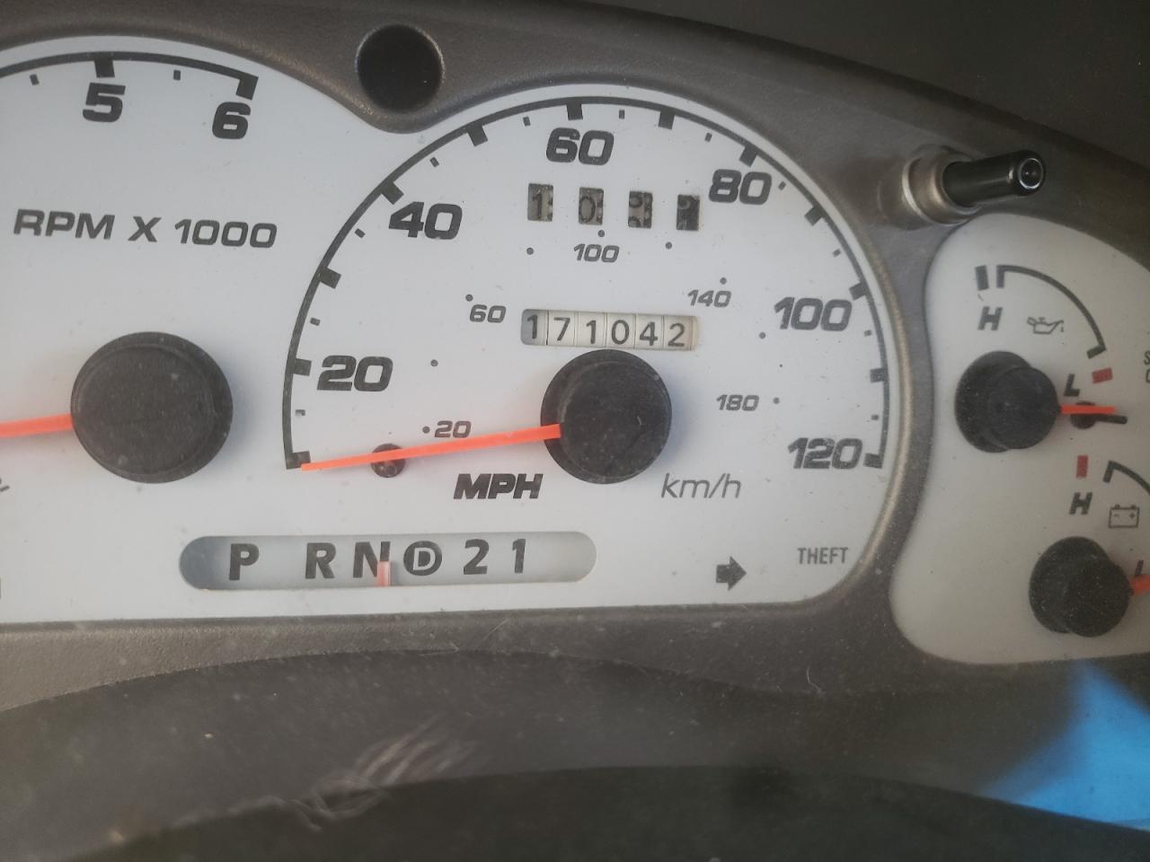 Photo 8 from auction – 2003 FORD EXPLORER S with VIN 1FMZU67E43UA37819
