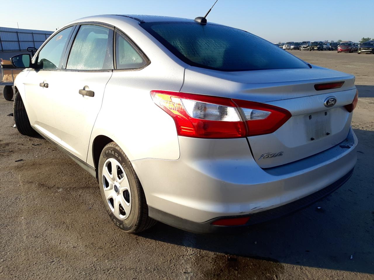 Photo 3 from auction – 2012 FORD FOCUS S with VIN 1FAHP3E22CL400757