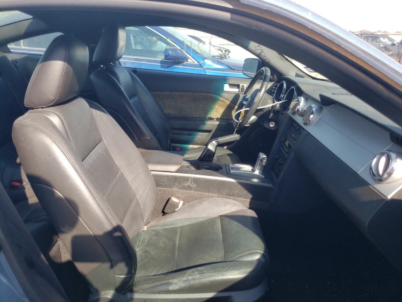 Photo 5 from auction – 2007 FORD MUSTANG with VIN 1ZVFT80N575358216