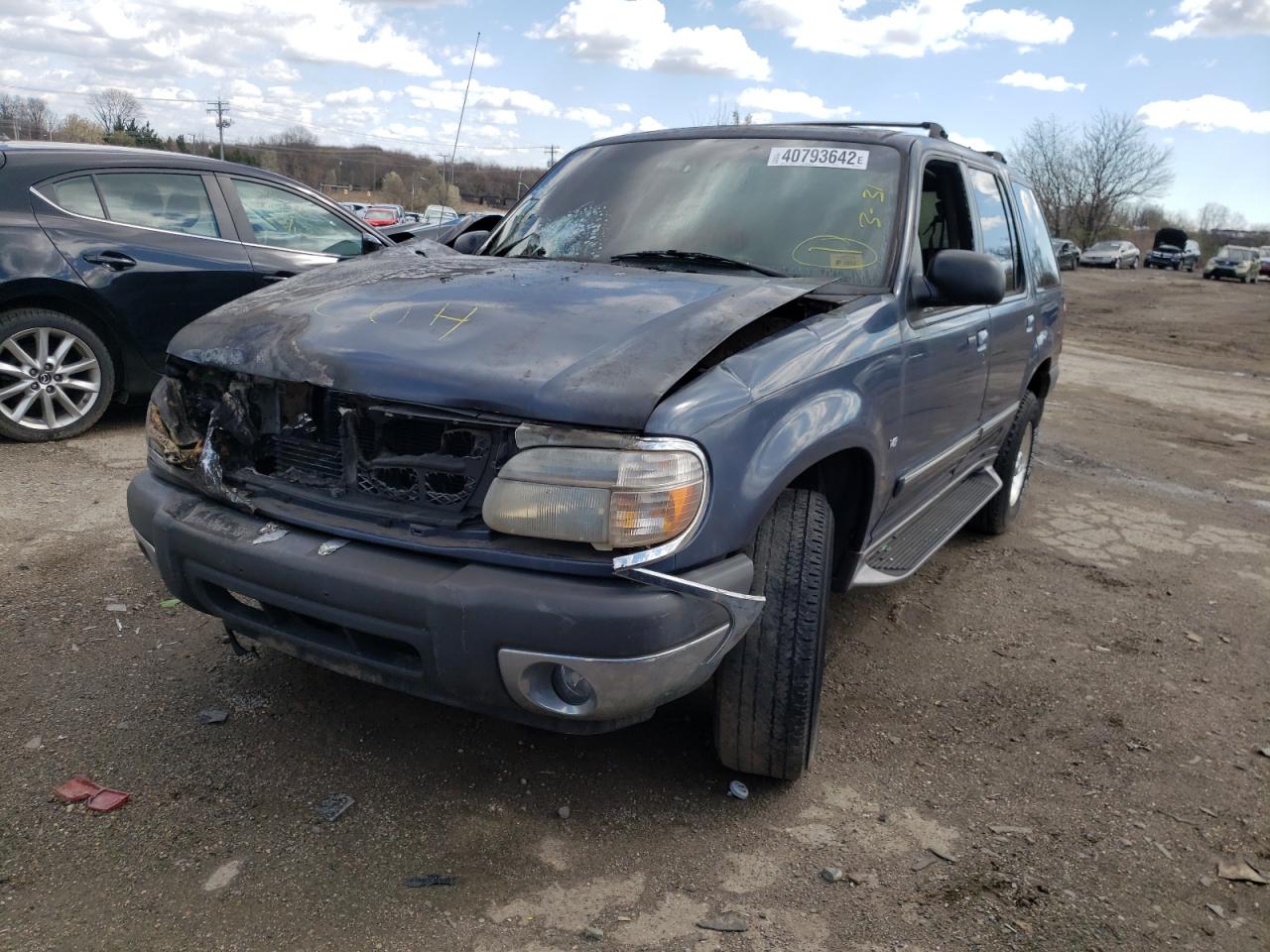 Foto 2 de la subasta – 2001 FORD EXPLORER X con VIN 1FMZU83P61UB06817