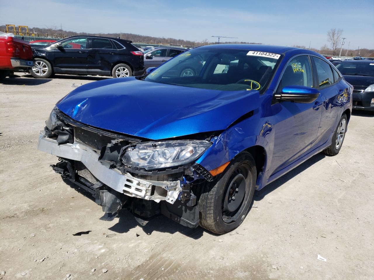 Photo 2 from auction – 2017 HONDA CIVIC LX with VIN 19XFC2F58HE041799