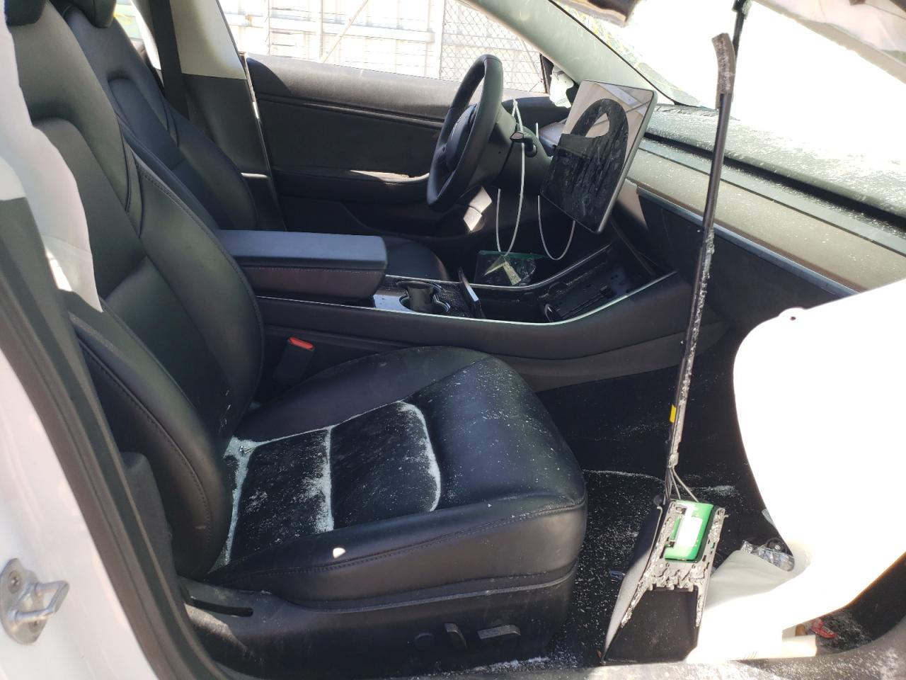 Photo 5 from auction – 2019 TESLA MODEL 3 with VIN 5YJ3E1EA9KF483613