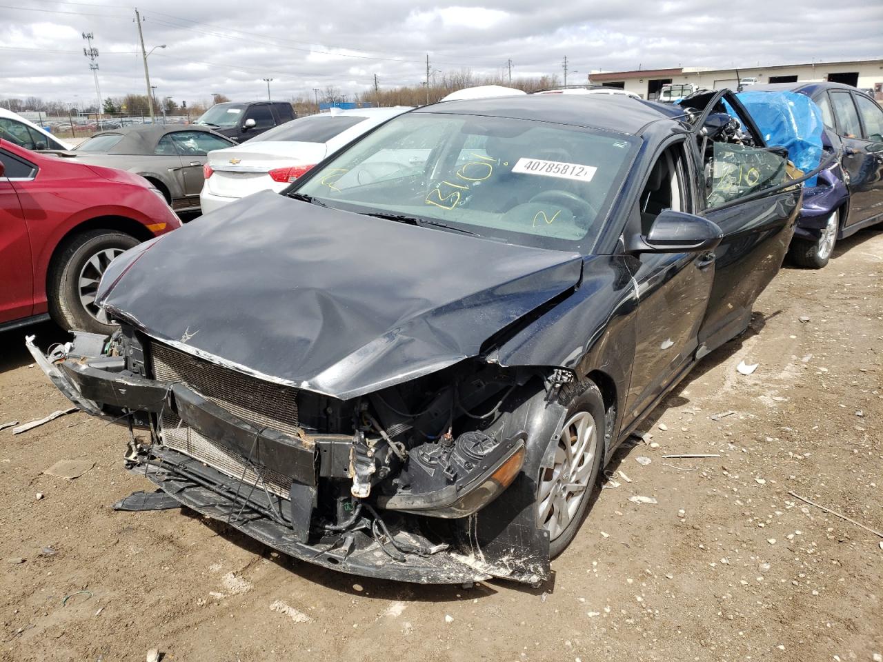Photo 2 from auction – 2017 HYUNDAI ELANTRA SE with VIN 5NPD74LF4HH126090