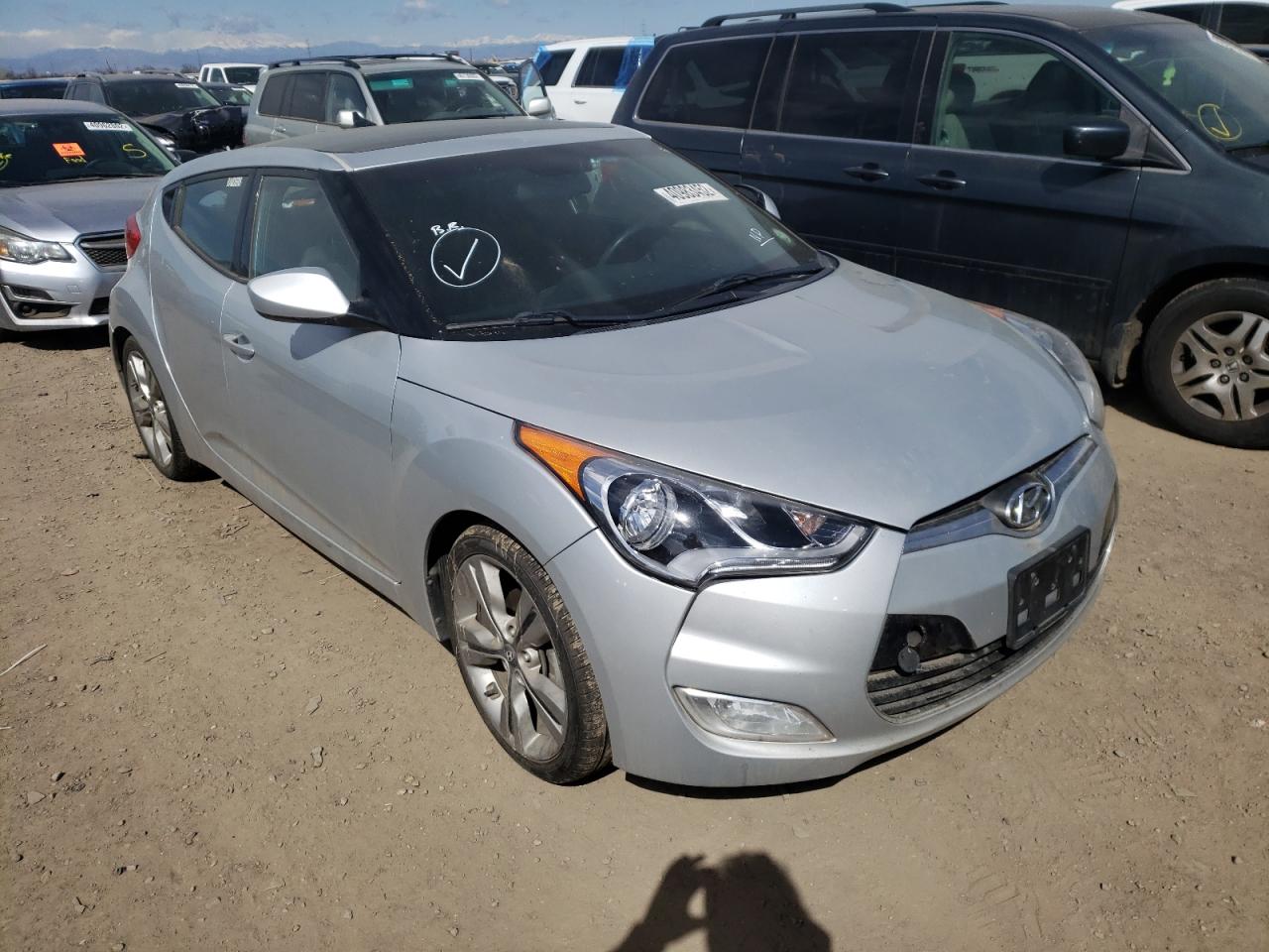 HYUNDAI VELOSTER 2016 with VIN KMHTC6AD1GU261564 - Photo from auction