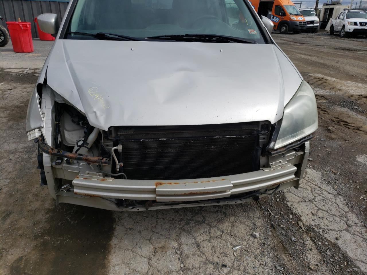 Photo 9 from auction – 2005 HONDA ODYSSEY EX with VIN 5FNRL38405B041454