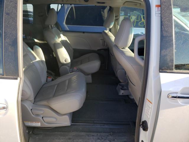 Photo 6 from auction – 2017 TOYOTA SIENNA XLE with VIN 5TDDZ3DC6HS172586