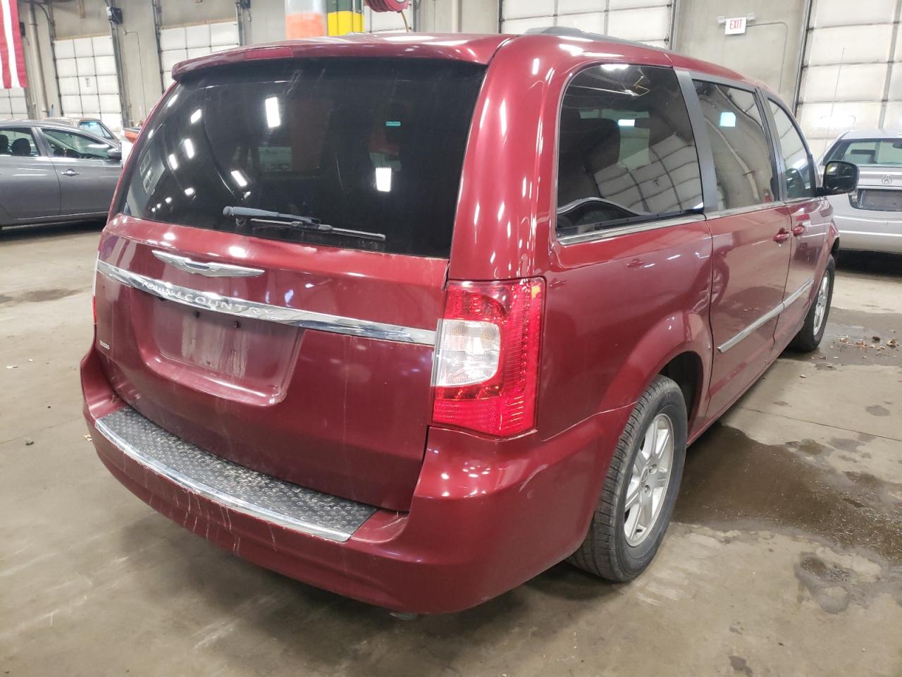 Photo 4 from auction – 2011 CHRYSLER TOWN & COU with VIN 2A4RR5DGXBR676699