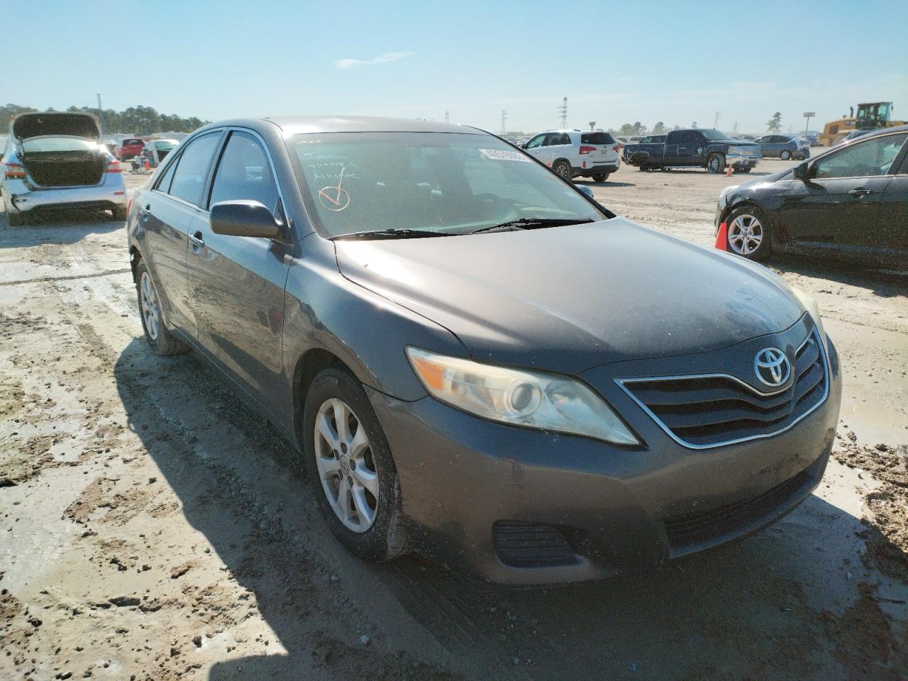 TOYOTA CAMRY 2011 with VIN 4T4BF3EK4BR120450 - Photo from auction