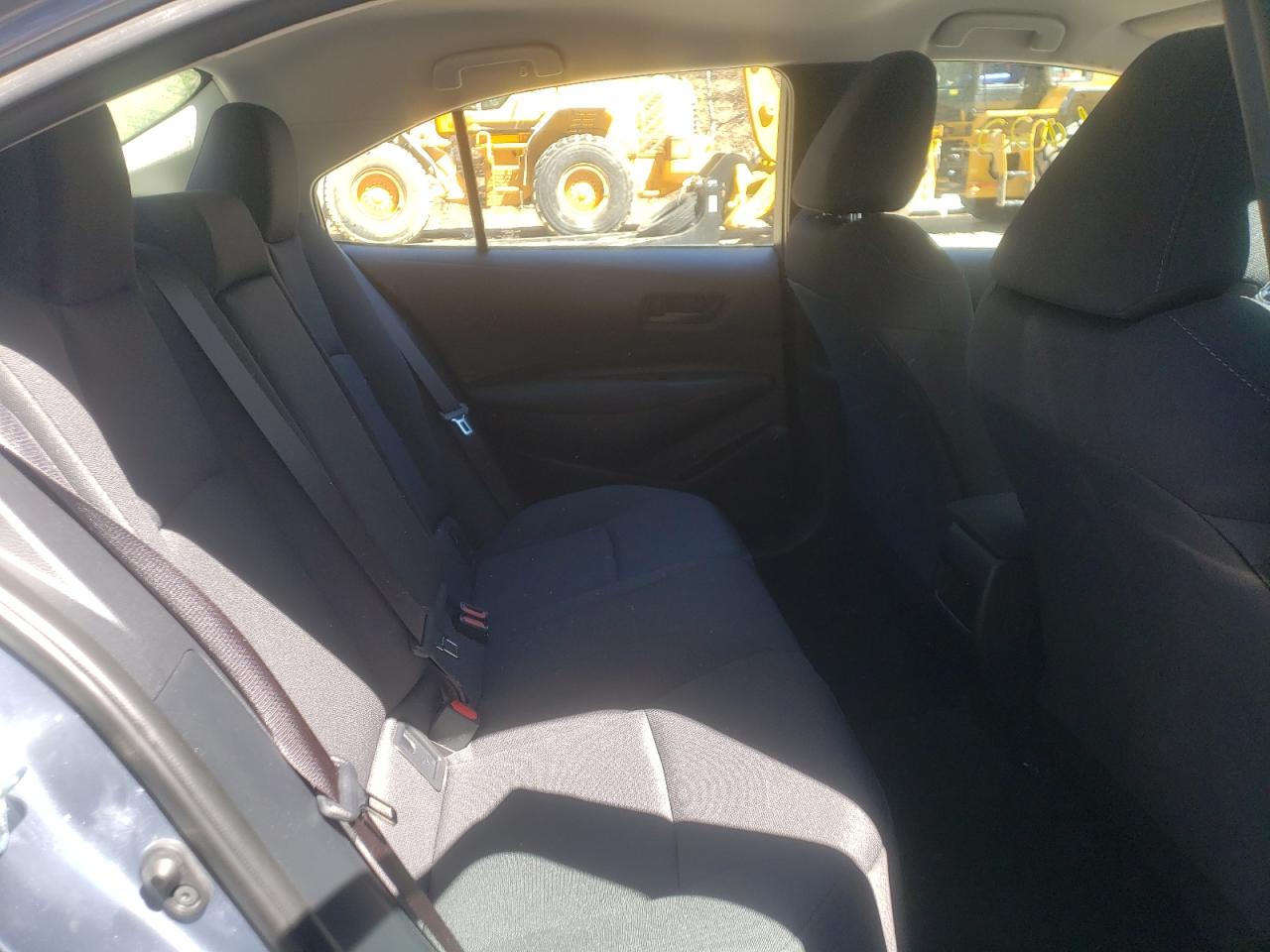 Photo 6 from auction – 2022 TOYOTA COROLLA LE with VIN 5YFEPMAE3NP276091
