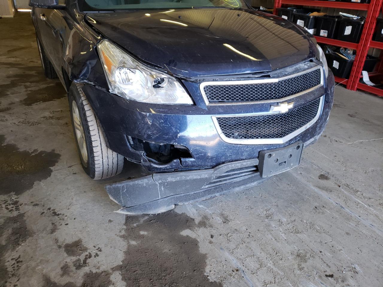 Photo 9 from auction – 2011 CHEVROLET TRAVERSE L with VIN 1GNKVFED7BJ167159