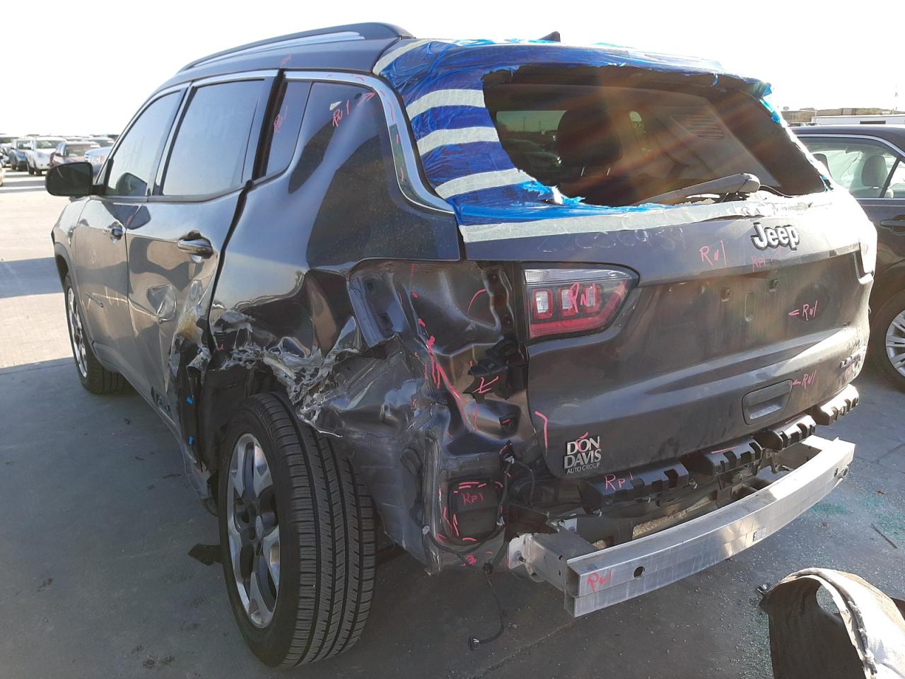 Photo 3 from auction – 2020 JEEP COMPASS LI with VIN 3C4NJCCB3LT129021