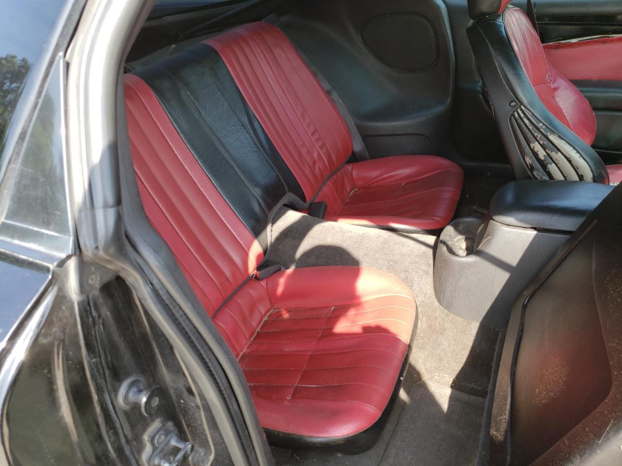 Photo 6 from auction – 2001 PONTIAC FIREBIRD F with VIN 2G2FV22G912129134