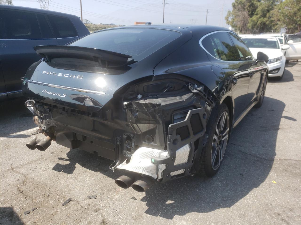 Photo 4 from auction – 2011 PORSCHE PANAMERA S with VIN WP0AB2A72BL062524