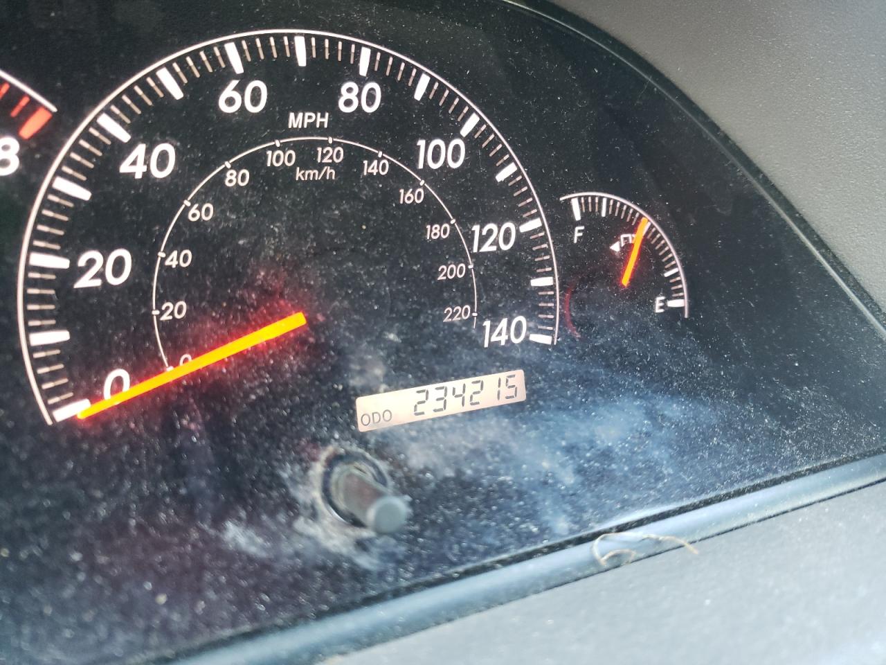 Photo 8 from auction – 2005 TOYOTA CAMRY LE with VIN 4T1BE32K85U067824