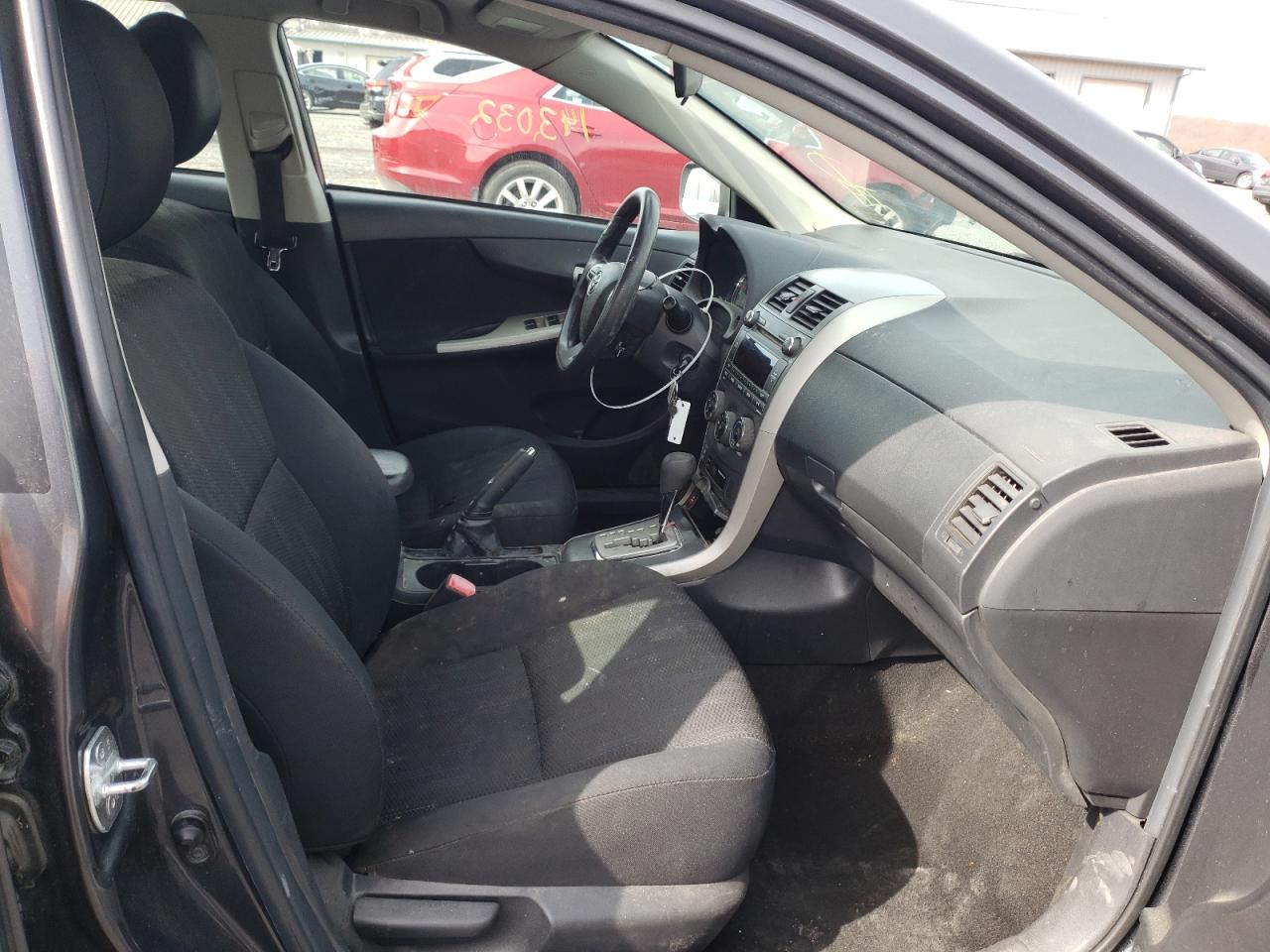 Photo 5 from auction – 2011 TOYOTA COROLLA BA with VIN 2T1BU4EE8BC599585