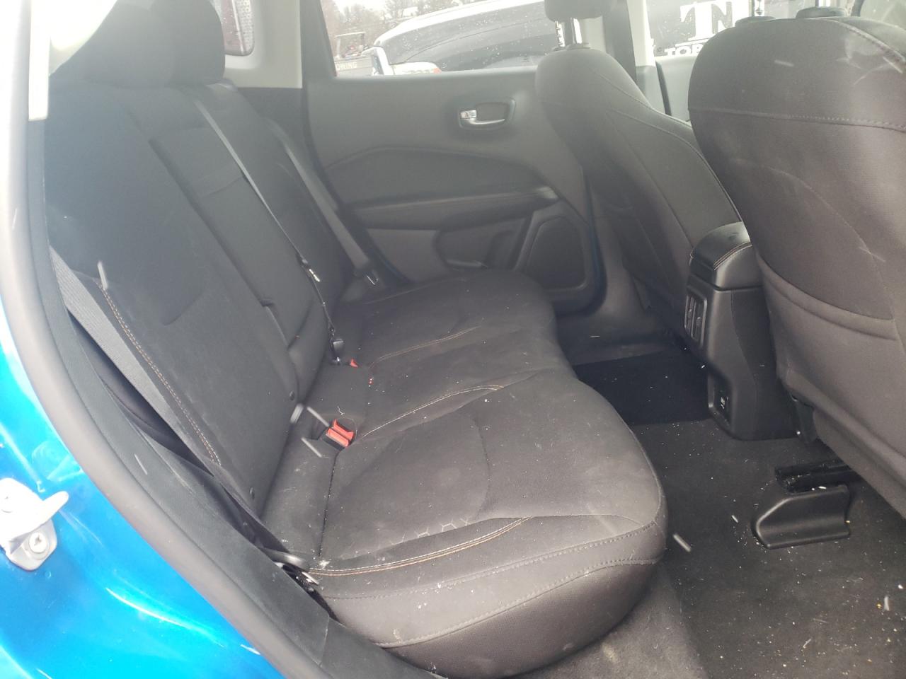Photo 6 from auction – 2018 JEEP COMPASS SP with VIN 3C4NJDAB3JT307967