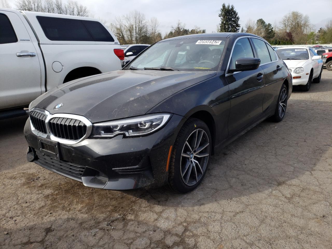 Photo 2 from auction – 2021 BMW 330XI with VIN 3MW5R7J05M8C08029