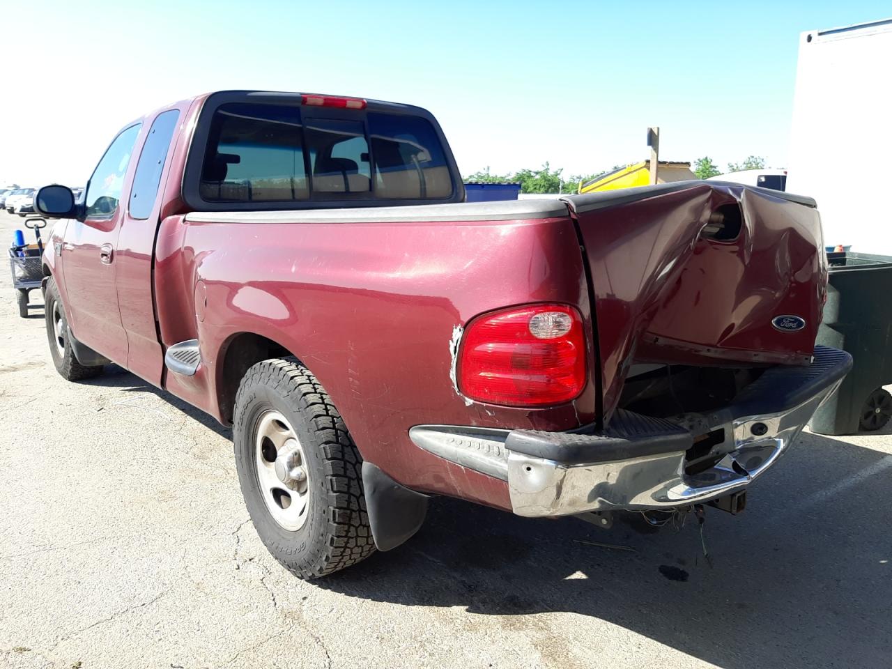 Photo 3 from auction – 2003 FORD F150 with VIN 1FTRX07W03KB97192