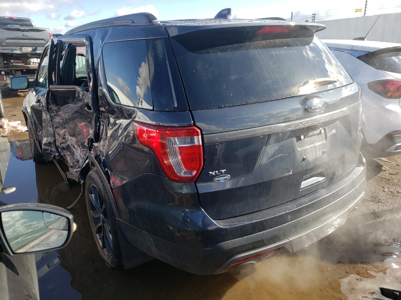 Photo 3 from auction – 2017 FORD EXPLORER X with VIN 1FM5K8D81HGC20020