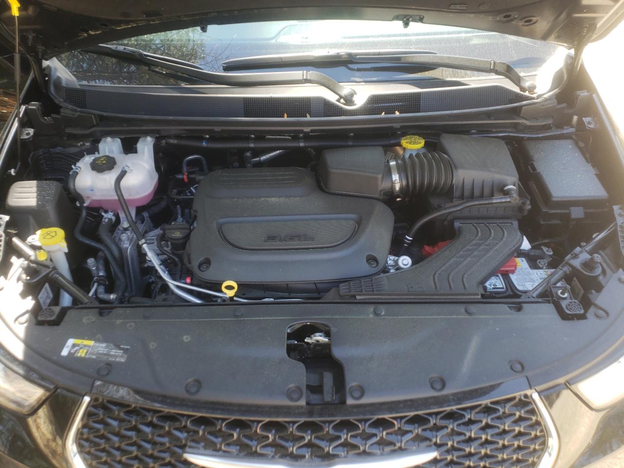 Photo 7 from auction – 2021 CHRYSLER PACIFICA T with VIN 2C4RC1BG8MR598137