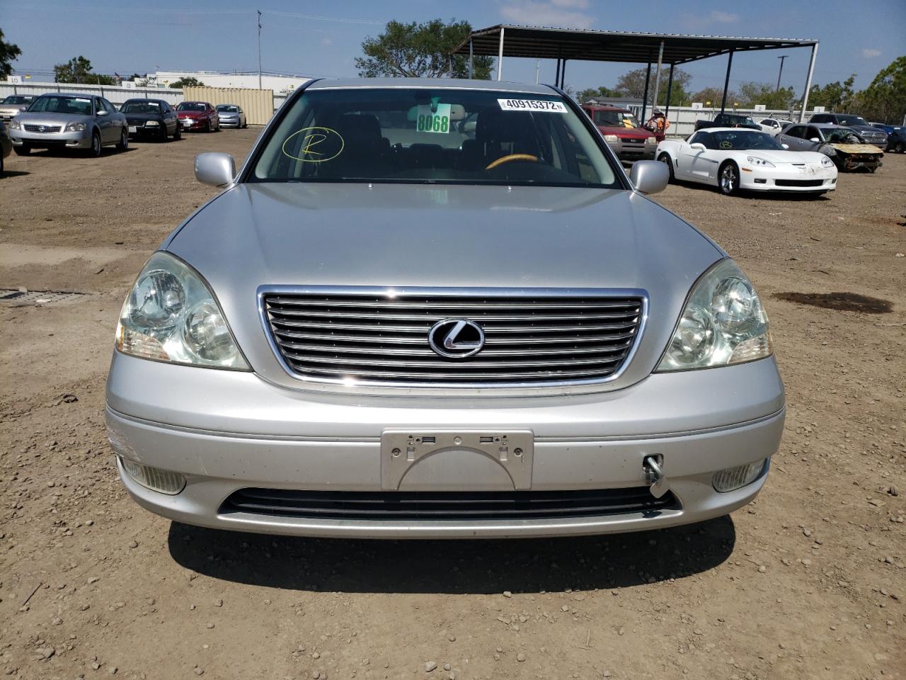 Photo 9 from auction – 2001 LEXUS LS 430 with VIN JTHBN30F310042470