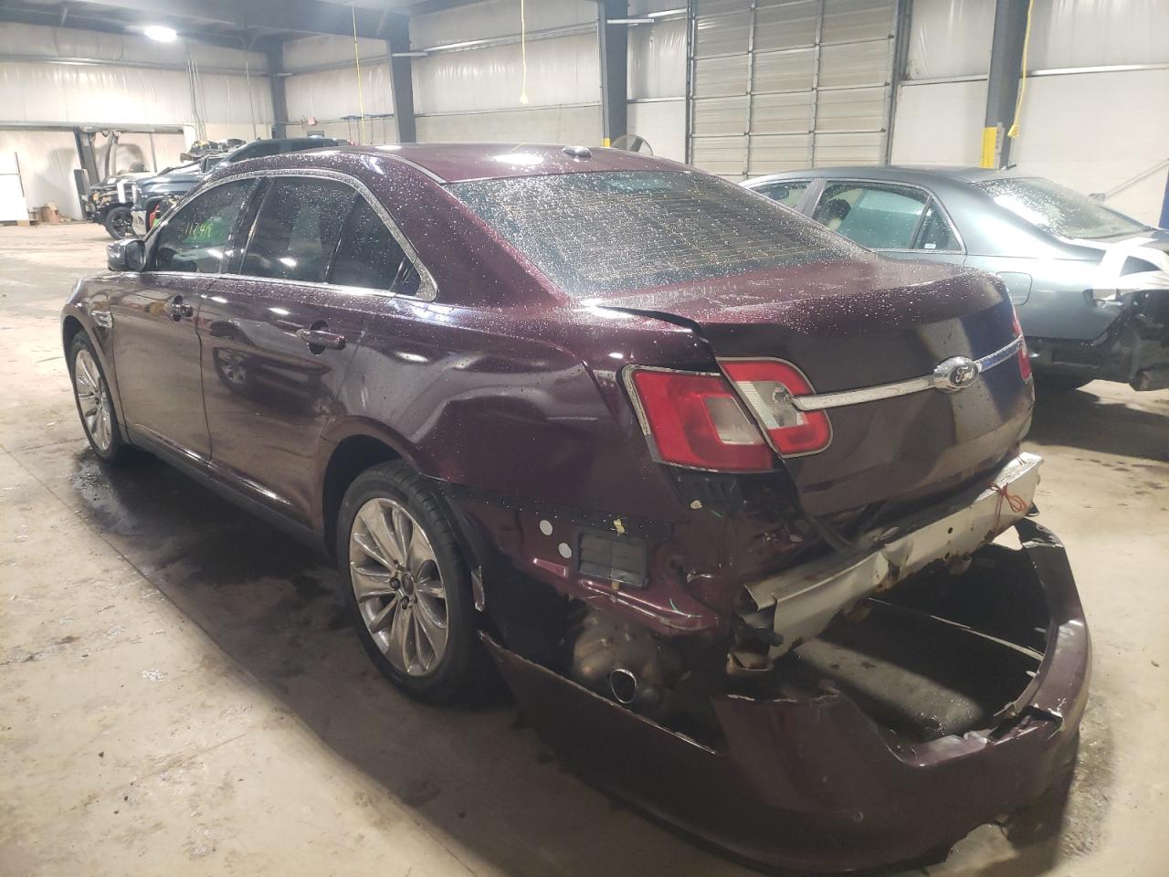 Photo 3 from auction – 2011 FORD TAURUS LIM with VIN 1FAHP2FW5BG113173