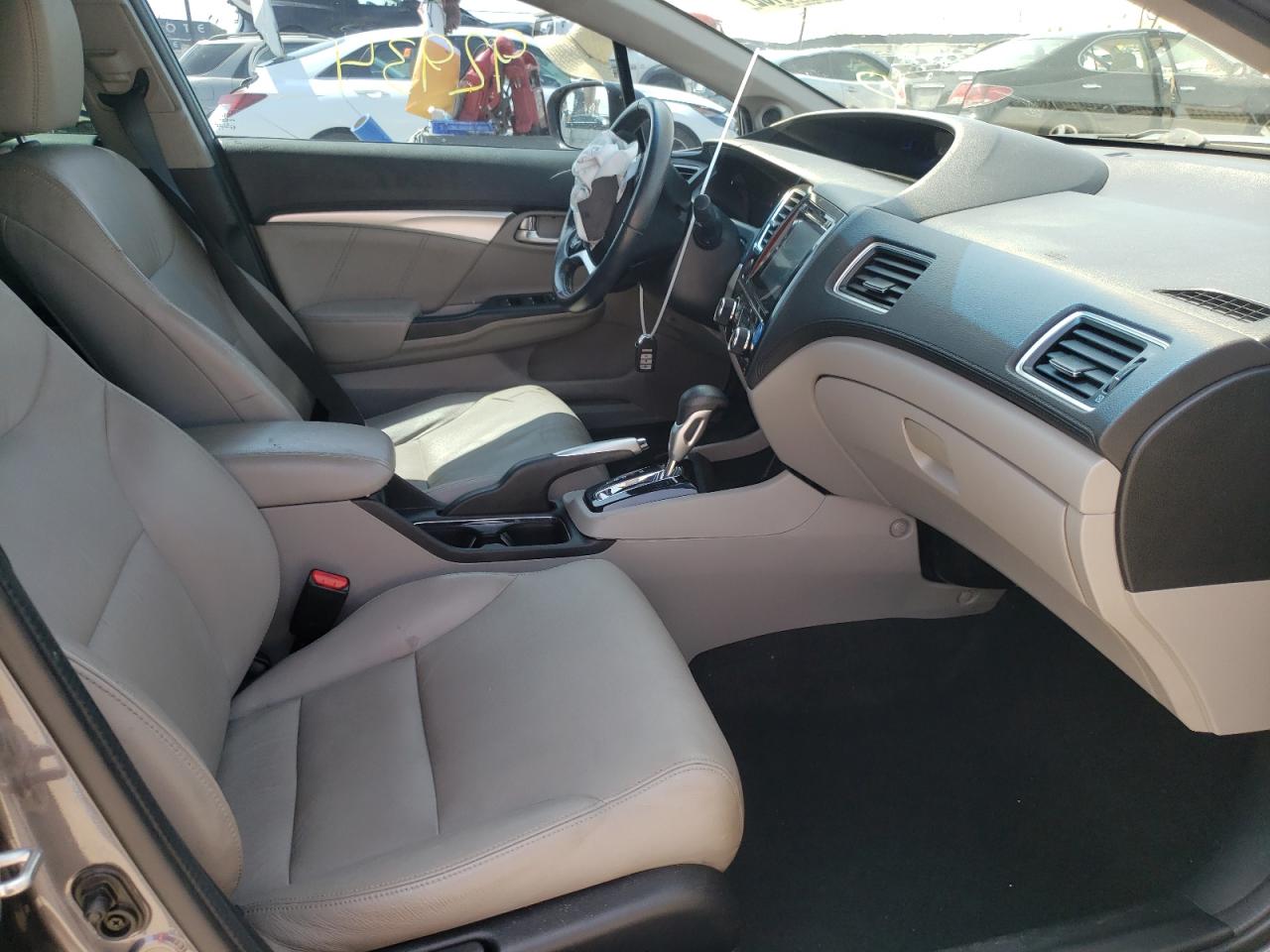 Photo 5 from auction – 2014 HONDA CIVIC EXL with VIN 19XFB2F95EE210081