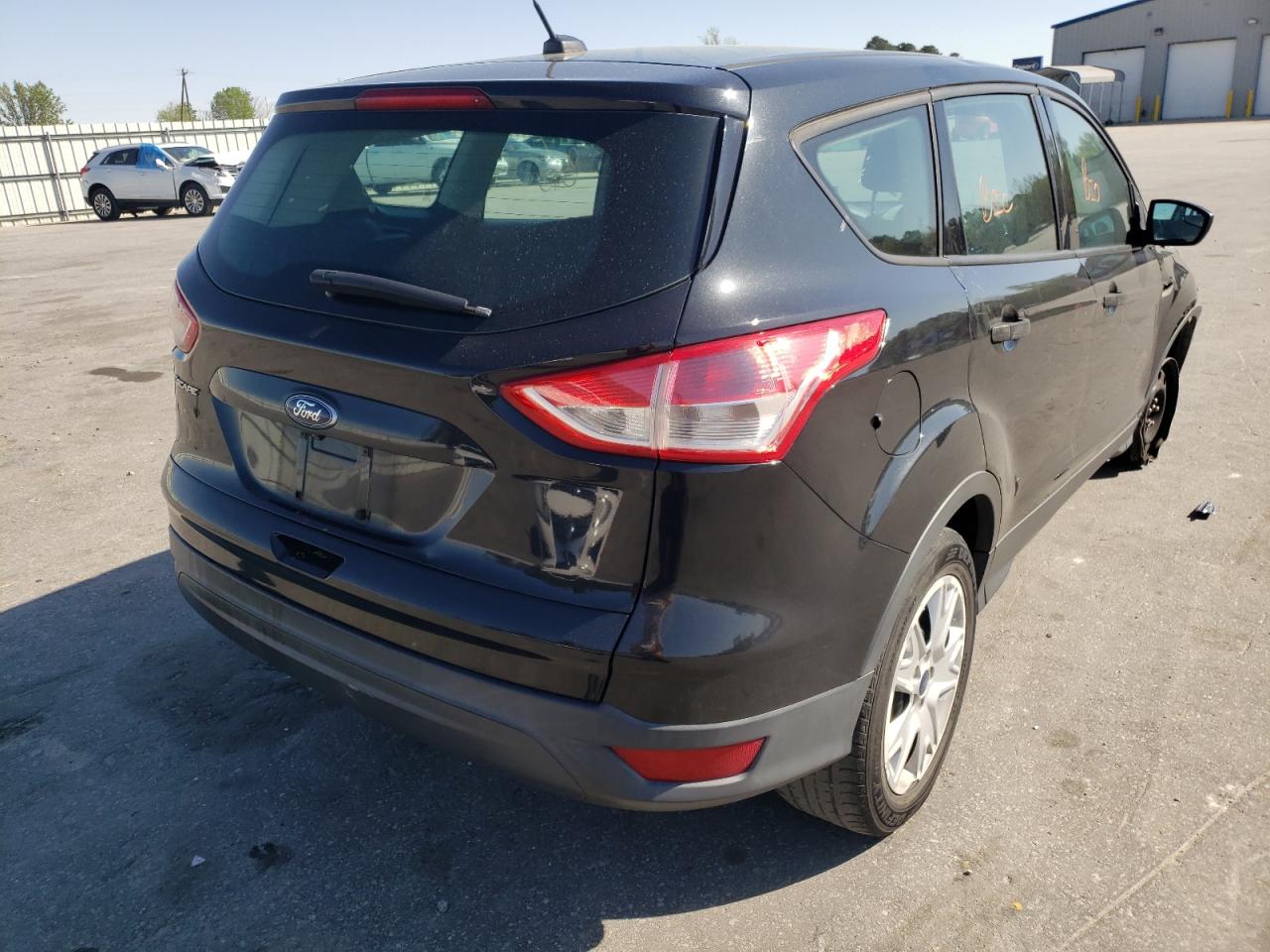 Photo 4 from auction – 2014 FORD ESCAPE S with VIN 1FMCU0F79EUA73594