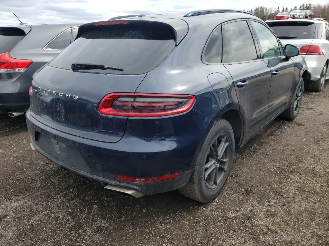 Photo 4 from auction – 2018 PORSCHE MACAN with VIN WP1AA2A59JLB00331