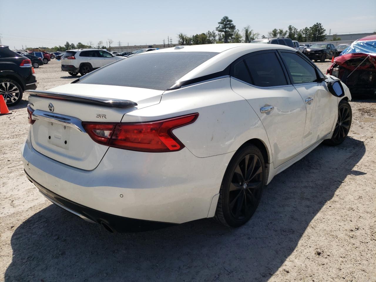 Photo 4 from auction – 2017 NISSAN MAXIMA 3.5 with VIN 1N4AA6AP3HC434879