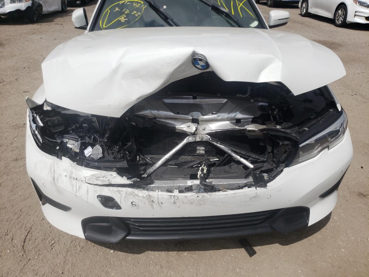 Photo 9 from auction – 2020 BMW 330I with VIN 3MW5R1J07L8B24211