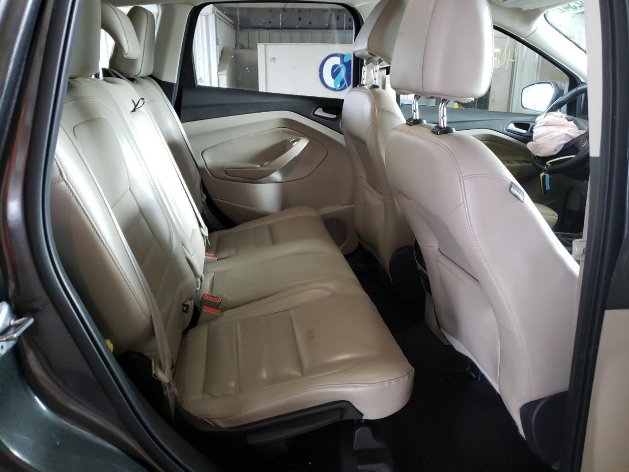 صورة رقم 6 من المزاد - 2017 FORD ESCAPE TIT مع VIN 1FMCU0JD6HUC92501