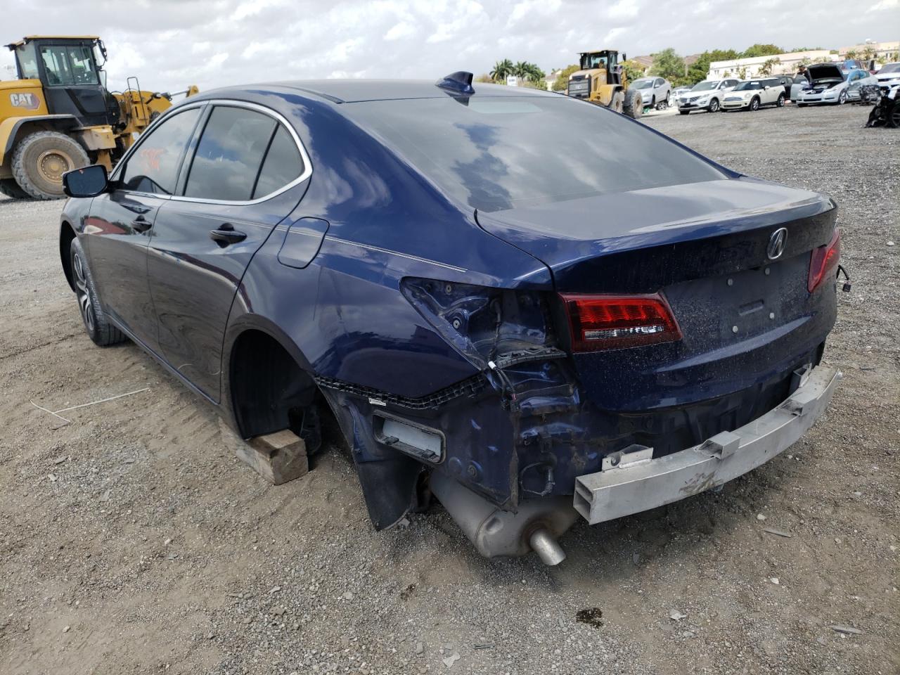 Photo 3 from auction – 2017 ACURA TLX with VIN 19UUB1F32HA010166