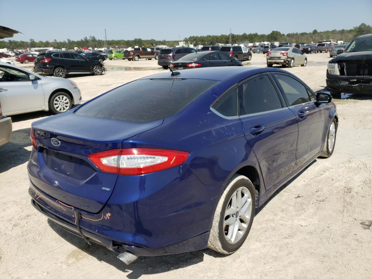 Photo 4 from auction – 2016 FORD FUSION SE with VIN 3FA6P0H71GR359543