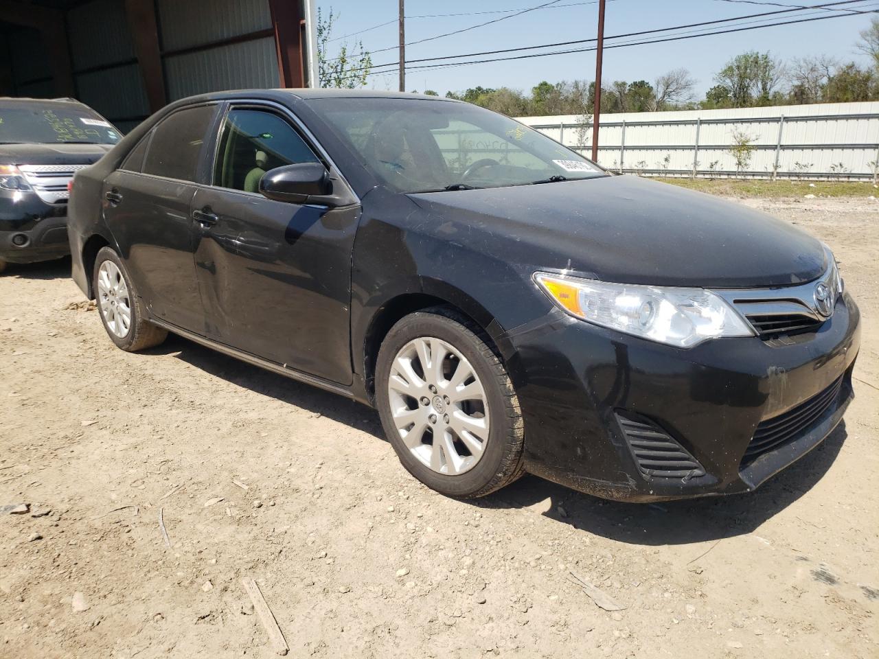 TOYOTA CAMRY BASE 2012 مع رقم تعريف المركبة 4T4BF1FK3CR160846 - صورة من المزاد