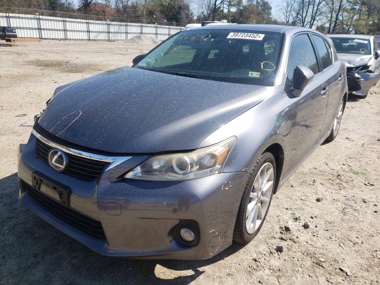 Photo 2 from auction – 2013 LEXUS CT 200 with VIN JTHKD5BHXD2126243