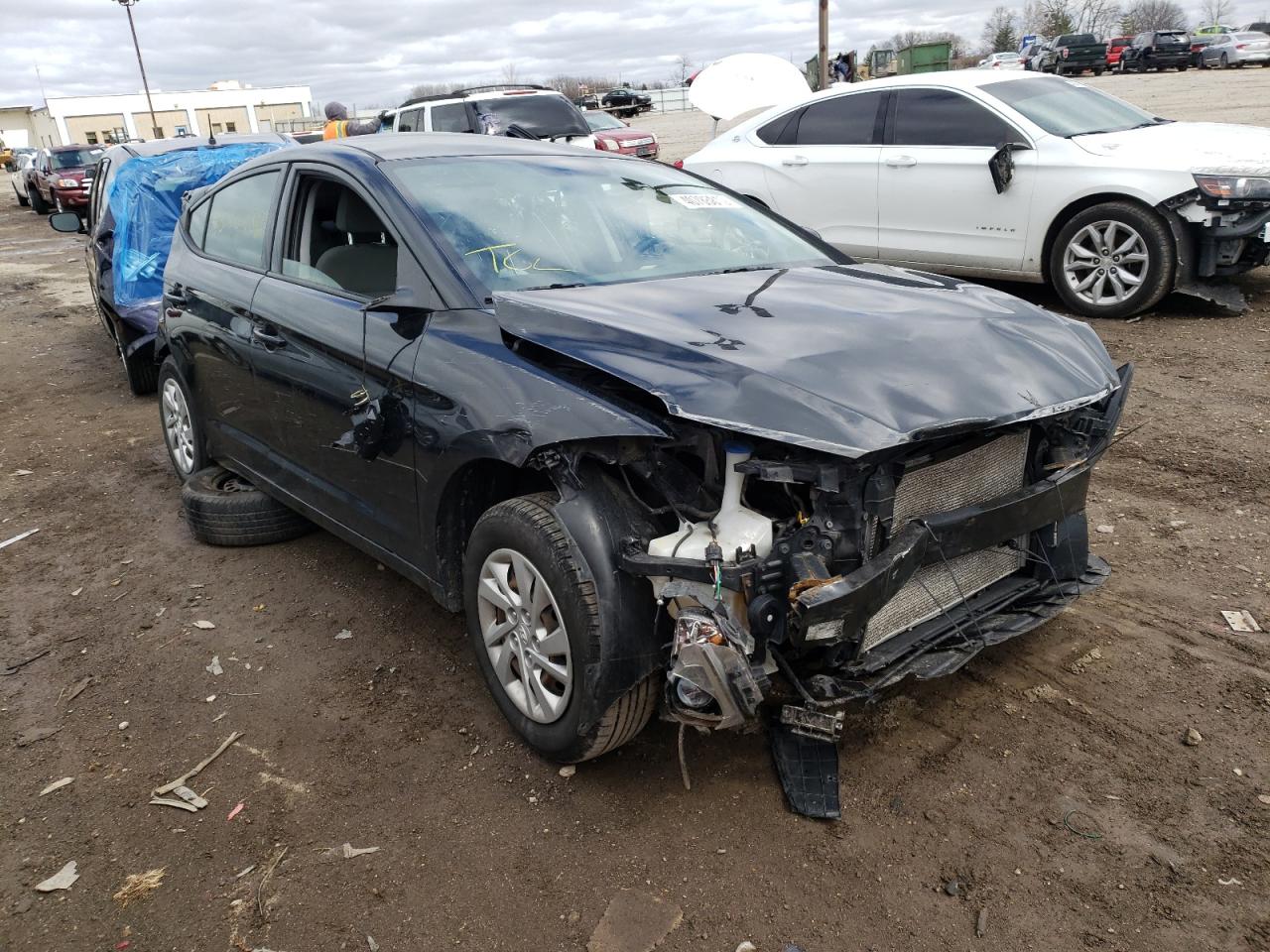 HYUNDAI ELANTRA SE 2017 with VIN 5NPD74LF4HH126090 - Photo from auction