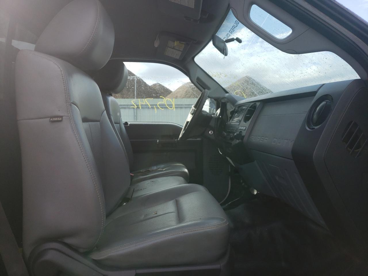 Photo 5 from auction – 2012 FORD F250 SUPER with VIN 1FTBF2B63CEA83452