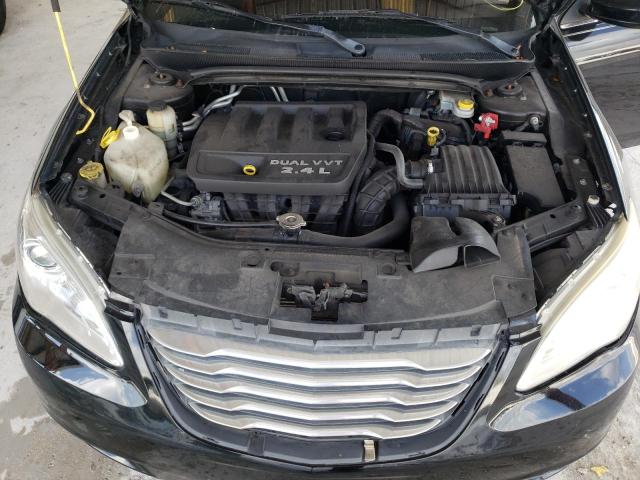 Photo 7 from auction – 2012 CHRYSLER 200 LX with VIN 1C3CCBAB8CN117675