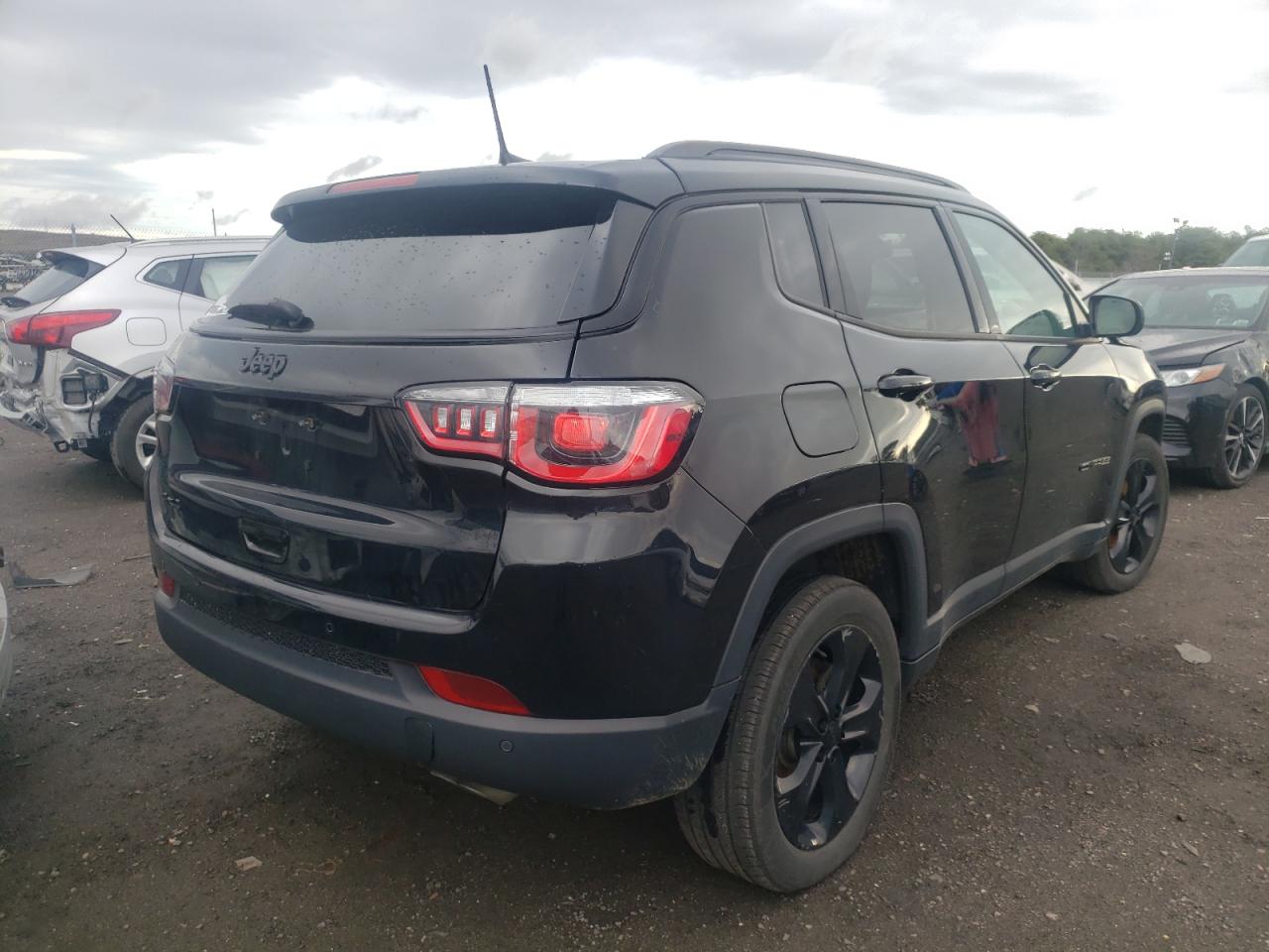 Photo 4 from auction – 2018 JEEP COMPASS LA with VIN 3C4NJDBB6JT395671