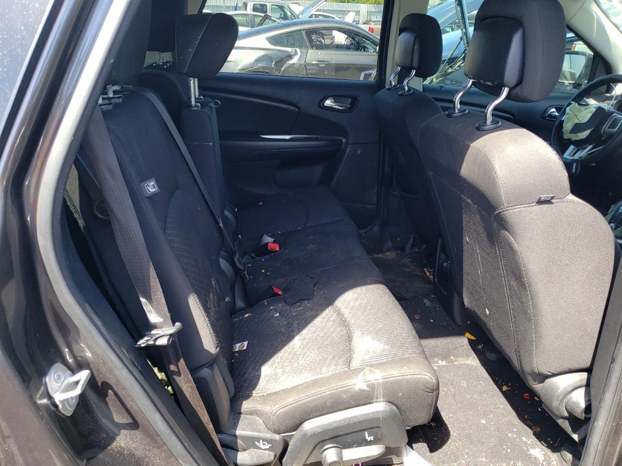 Photo 6 from auction – 2018 DODGE JOURNEY SE with VIN 3C4PDCAB8JT184063