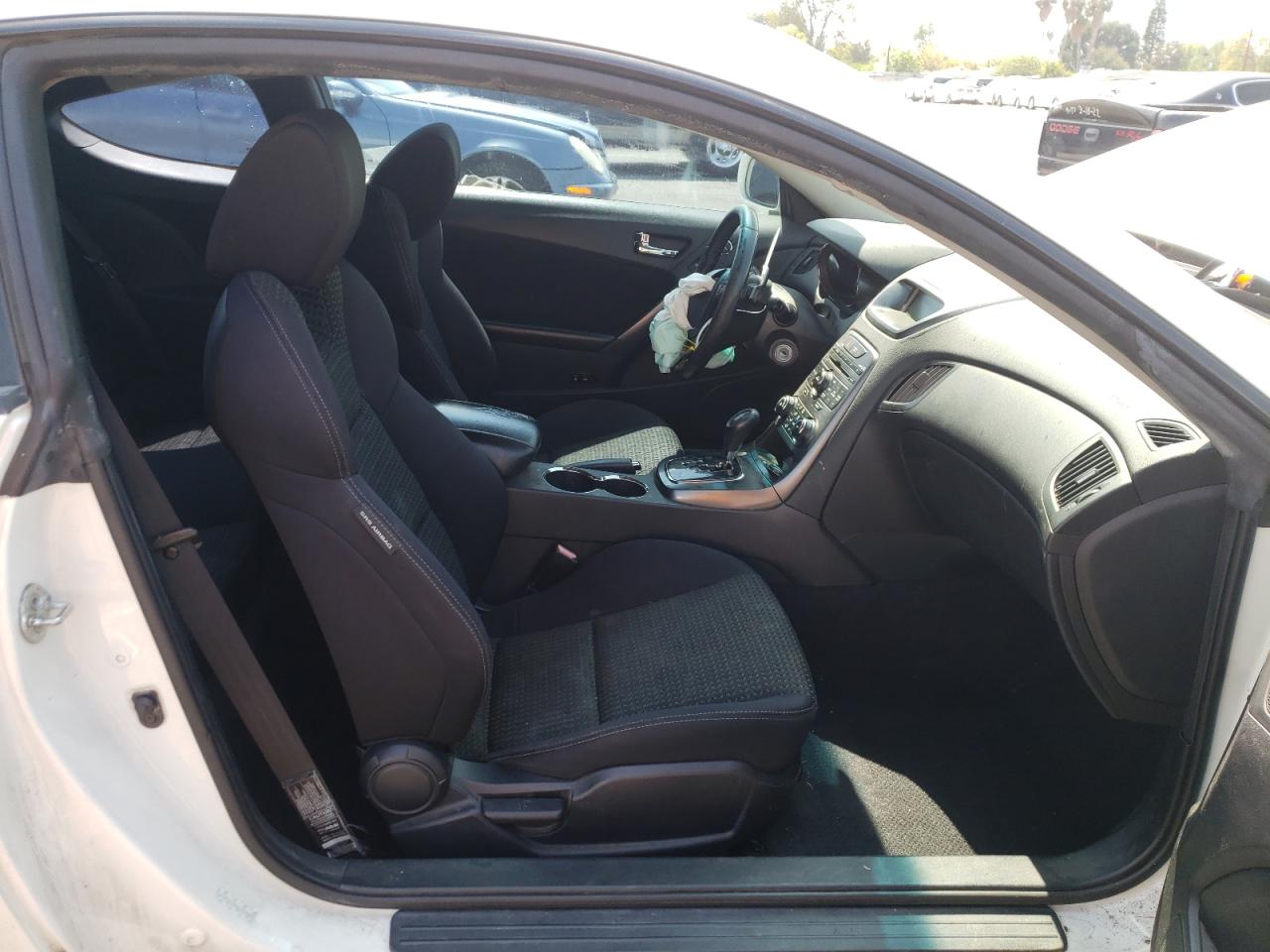 Photo 5 from auction – 2012 HYUNDAI GENESIS CO with VIN KMHHT6KD4CU070364