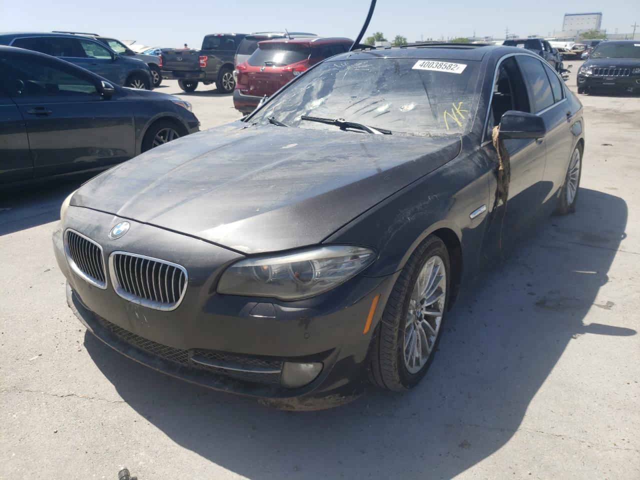 Photo 2 from auction – 2011 BMW 528 I with VIN WBAFR1C50BC749425