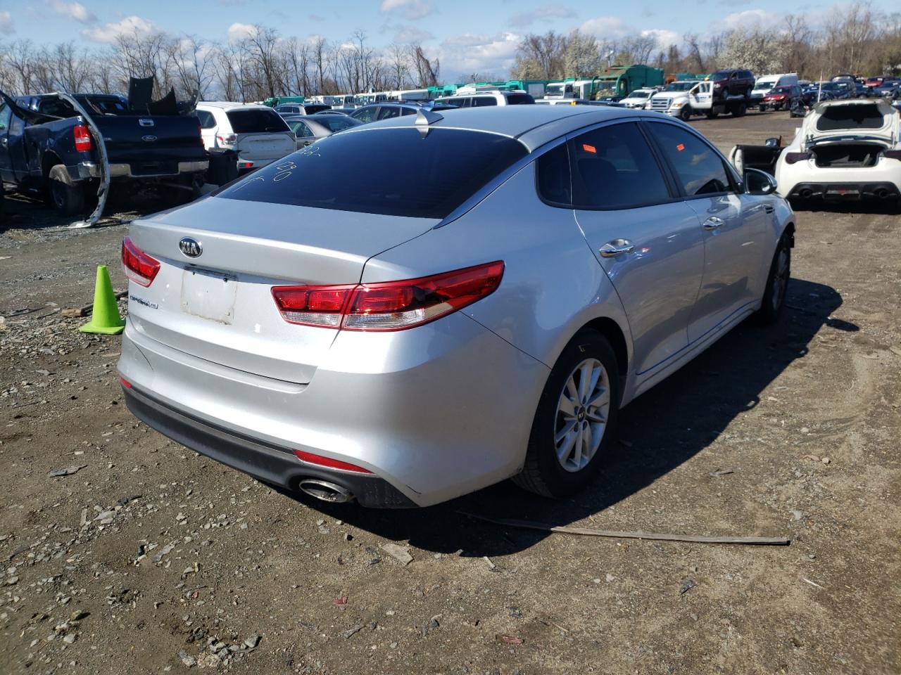 Photo 4 from auction – 2016 KIA OPTIMA LX with VIN 5XXGT4L35GG091603