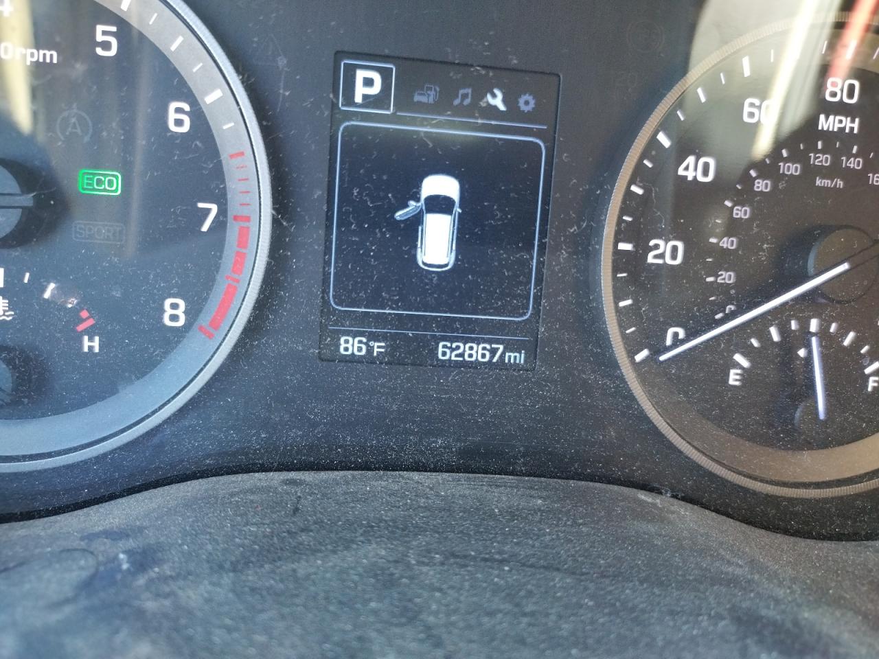 Photo 8 from auction – 2016 HYUNDAI TUCSON LIM with VIN KM8J3CA49GU104385