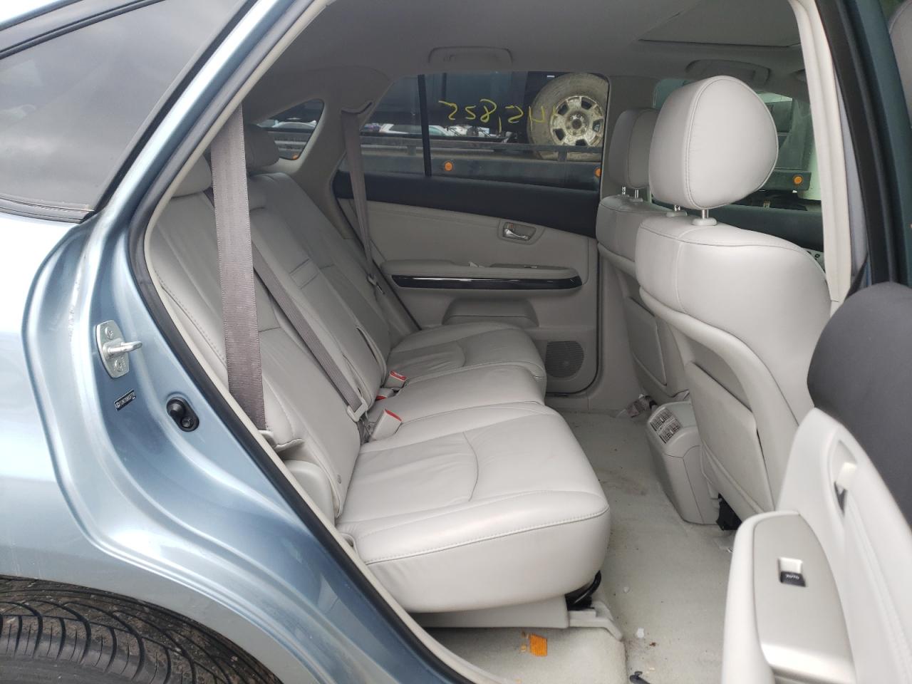 Photo 6 from auction – 2008 LEXUS RX350 with VIN 2T2HK31U88C077700