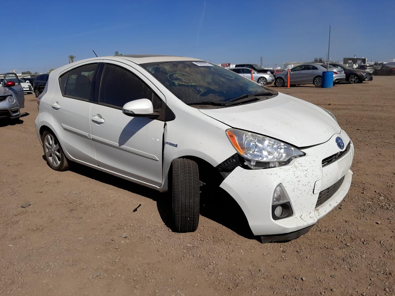 TOYOTA PRIUS C 2013 with VIN JTDKDTB32D1052249 - Photo from auction