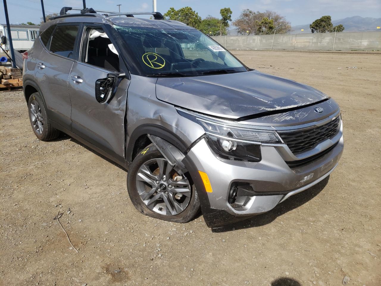 KIA SELTOS S 2021 with VIN KNDEU2AA3M7159394 - Photo from auction