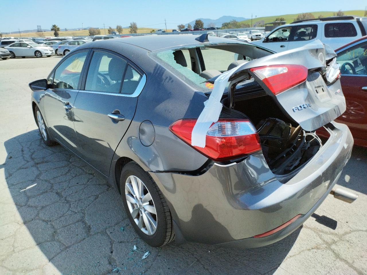 Photo 3 from auction – 2014 KIA FORTE EX with VIN KNAFX4A84E5089838