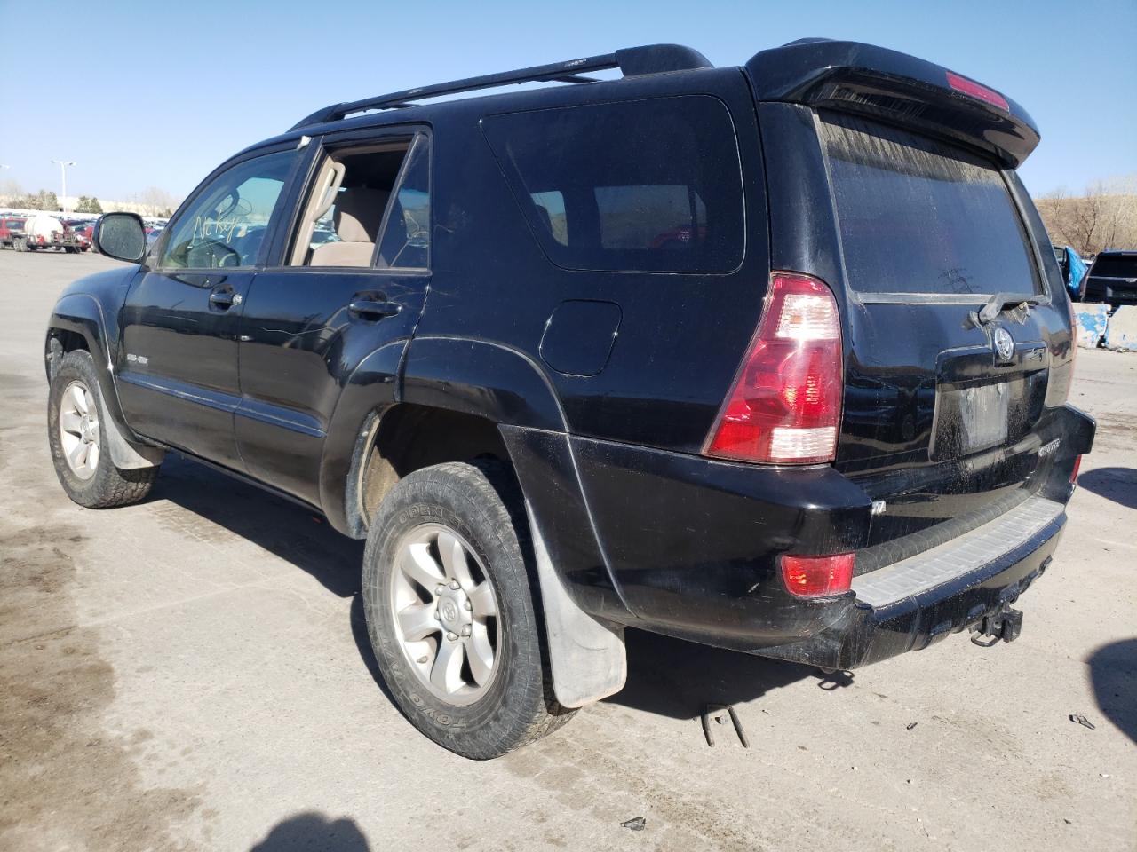 Photo 3 from auction – 2005 TOYOTA 4RUNNER SR with VIN JTEBU14R958041744